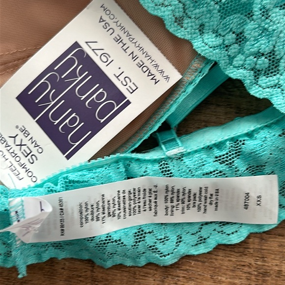 XXS triangle Bralette’s set of two NWT NWOT unworn set of two hanky panky lace - Picture 5 of 6